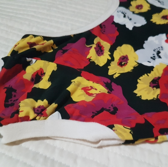 Floral Print ADIE LANI Top - Picture 7 of 12